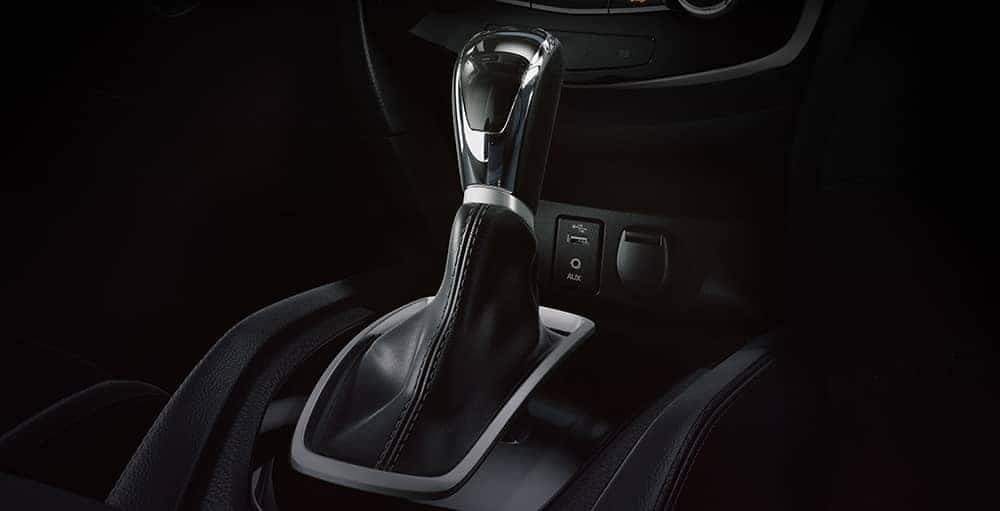 2019-Nissan-Rogue-Sport-gearshifter