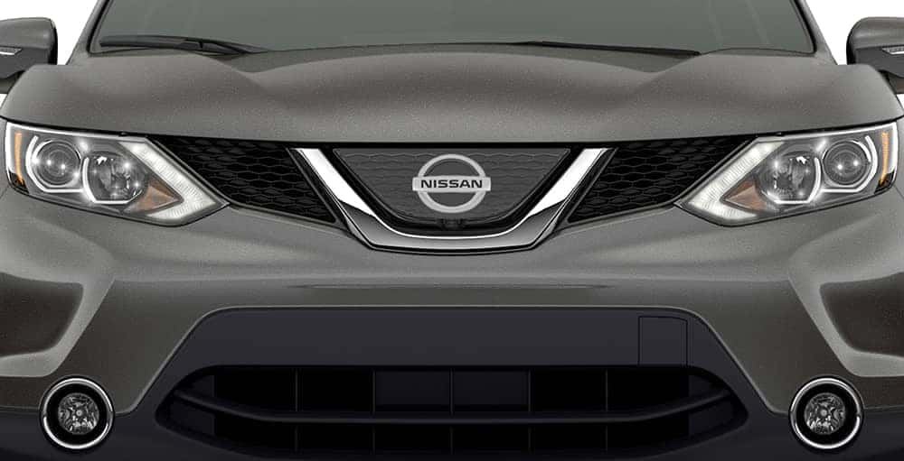 2019-Nissan-Rogue-Sport-grille