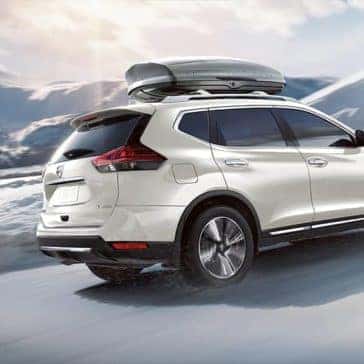 2020-nissan-rogue-rear-glass
