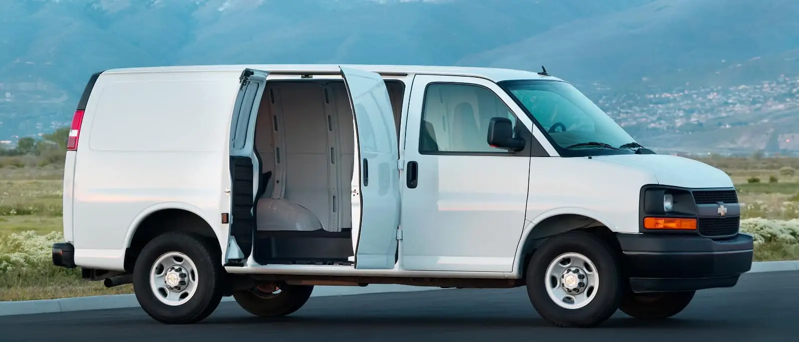 Get The Job Done With The 2016 Chevrolet Express