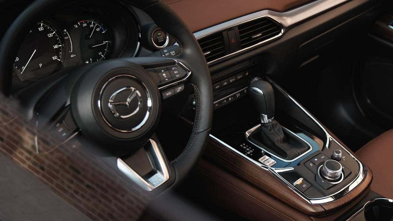 2019 Mazda CX-9 dash and center console