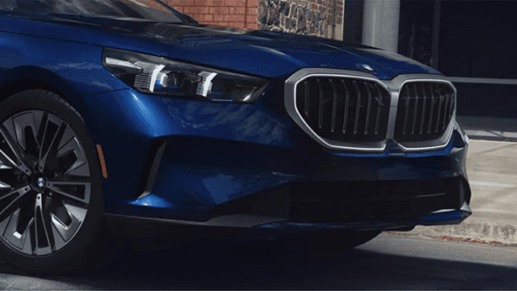 Discover the 2025 BMW 5 Series at BMW of Wesley Chapel | BMW of Wesley ...