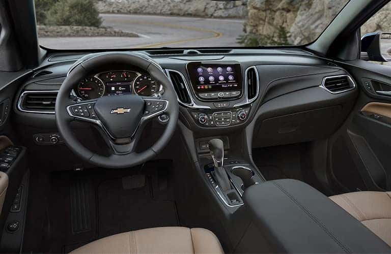 2023 Chevrolet Equinox front seats