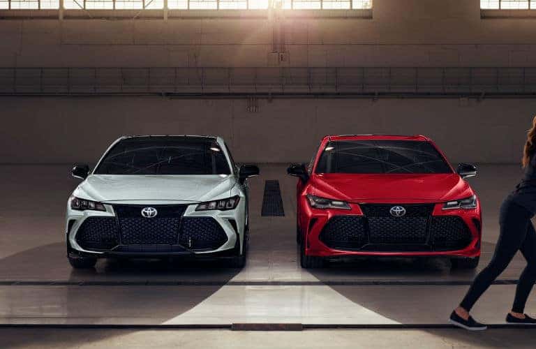 2021 Toyota Avalon models side by side