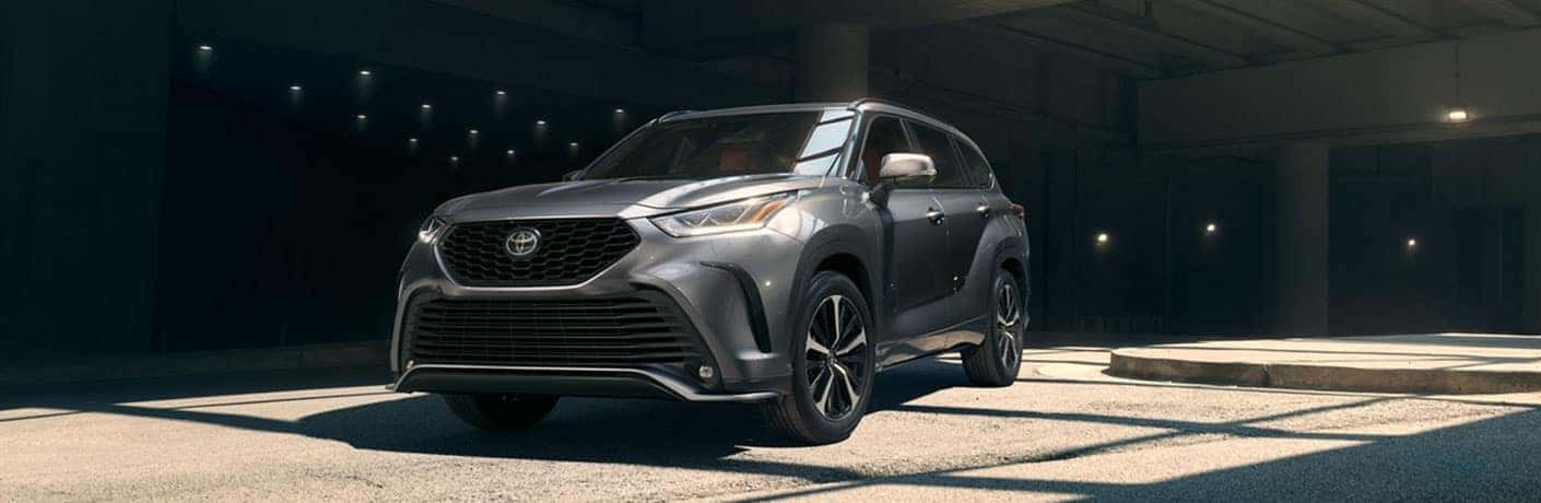 2021 Toyota Highlander front view