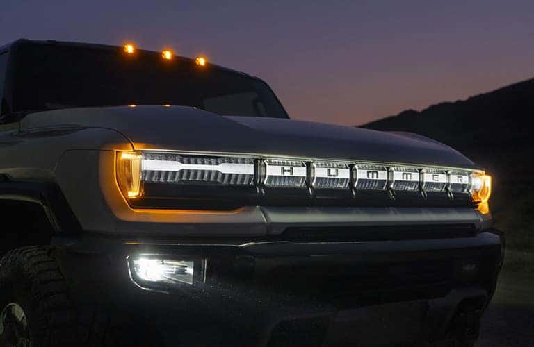 2023 GMC Hummer EV front end