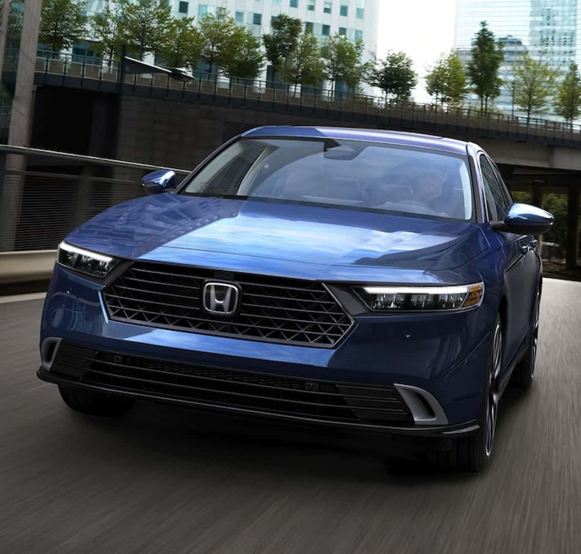 Long-Distance Commuter Cars for College Students