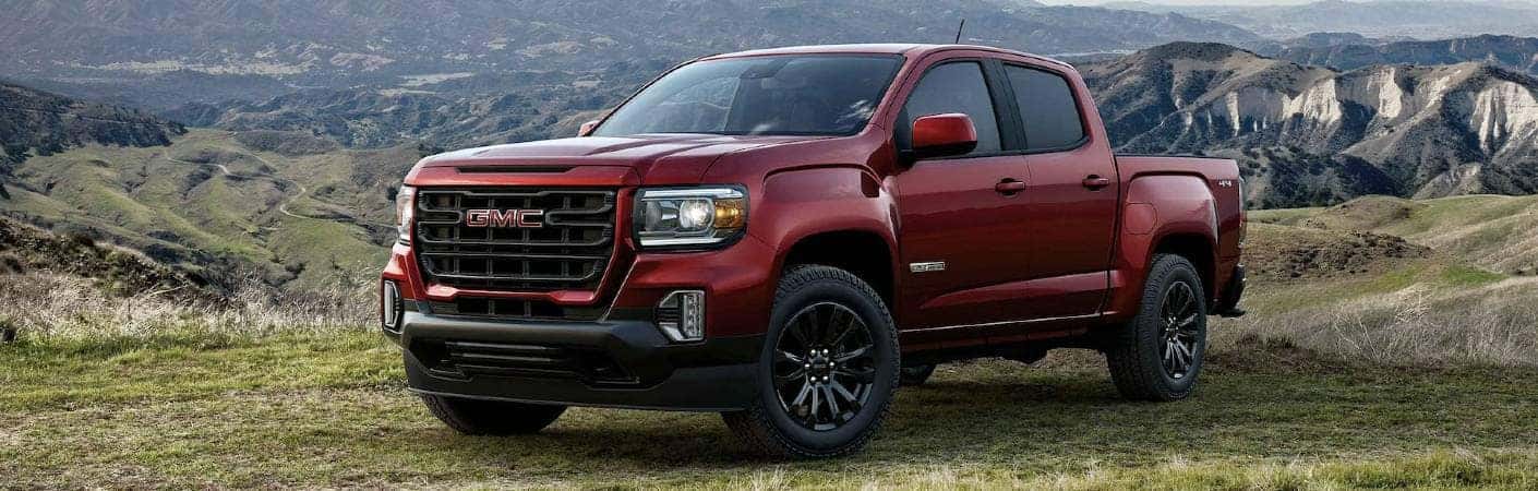 The new 2022 GMC Canyon in red.