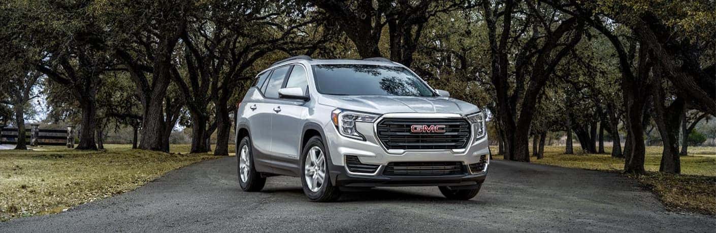 2022 GMC Terrain front end
