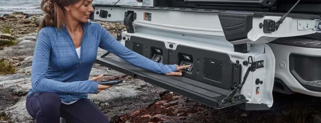 the GMC Sierra tailgate audio system