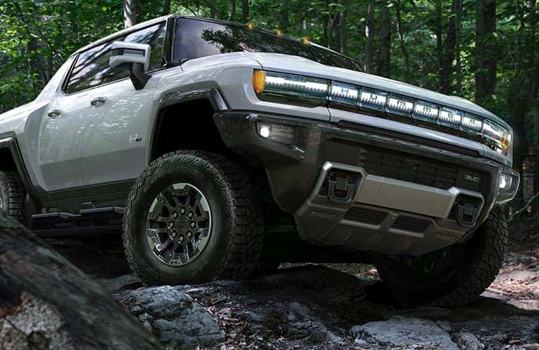 2022 GMC Hummer EV front view