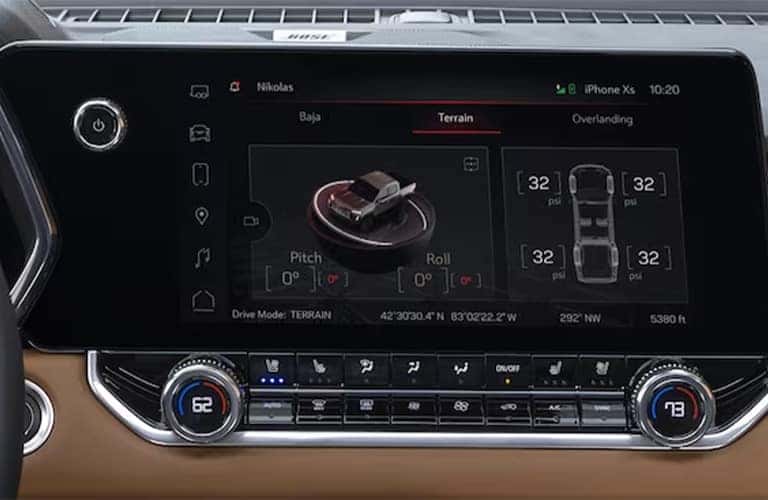 2023 GMC Canyon display screen