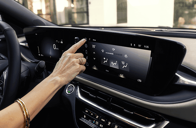 2024 Buick Envista touchscreen display
