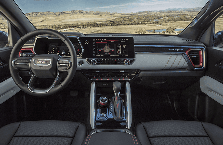 2024 GMC Canyon front seats
