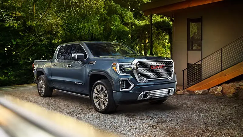 What updates does the 2020 GMC Sierra 1500 receive?