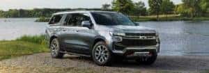 2021-Chevrolet-Suburban-parked-next-to-a-body-of-water_o
