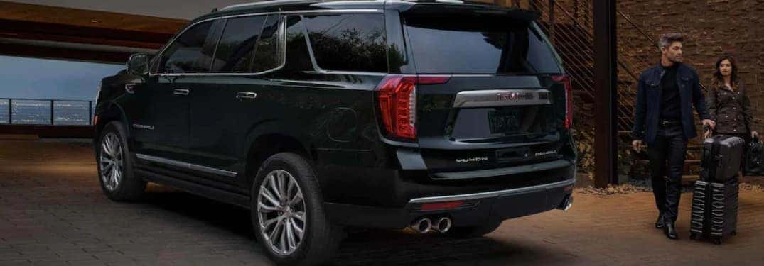 2022 GMC Yukon side and rear profile