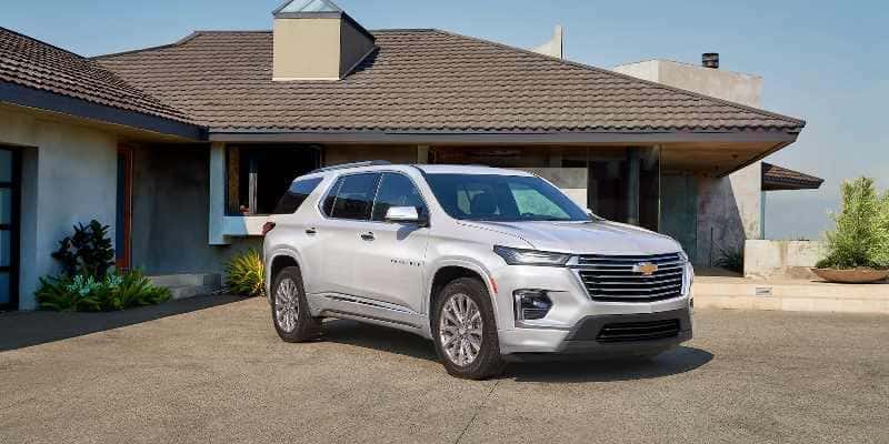 An exterior view of the 2023 Chevy Traverse