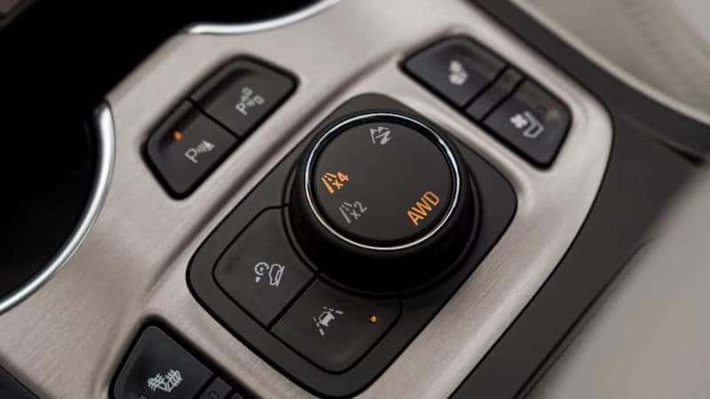 The drive selector in the 2023 GMC Terrain.