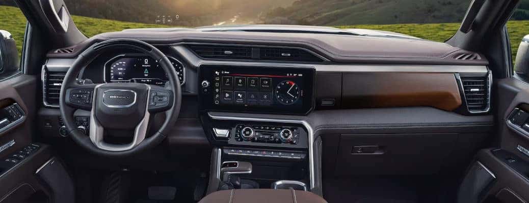 The best-in-class touchscreen and driver information center in the 2024 GMC Sierra Denali.