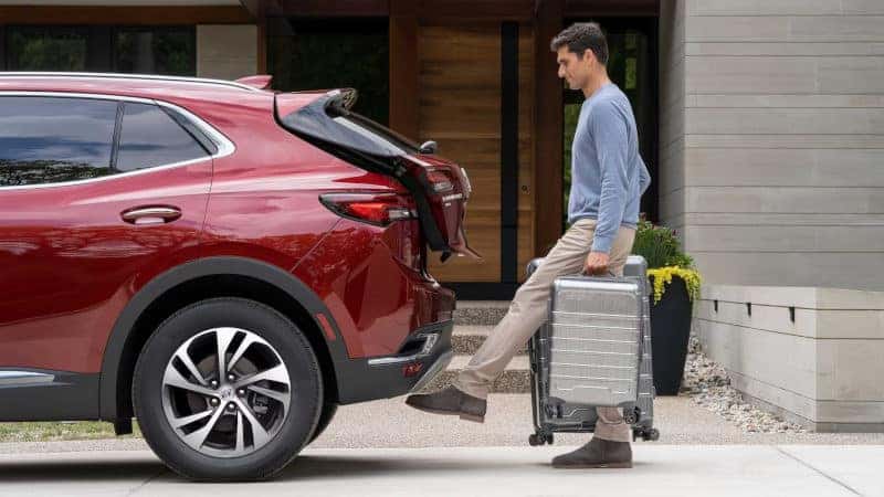 The available hands-free tailgate of the 2024 Buick Envision.