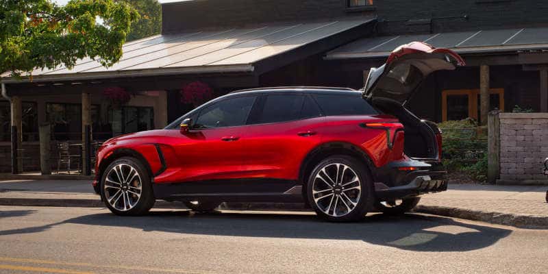 A side exterior view of the 2025 Chevy Blazer EV
