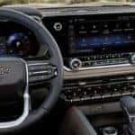 2023 Chevrolet Colorado front seats