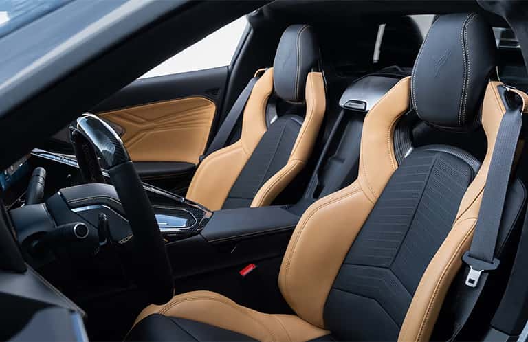 Chevrolet Corvette E-Ray front seats