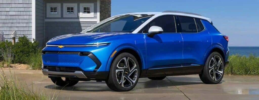2024 Chevrolet Equinox with blue paint and a white roof
