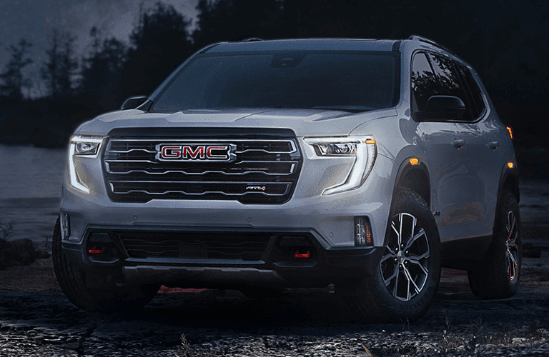 2024 GMC Acadia AT4 front view