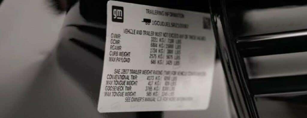 Chevrolet towing information label on a truck