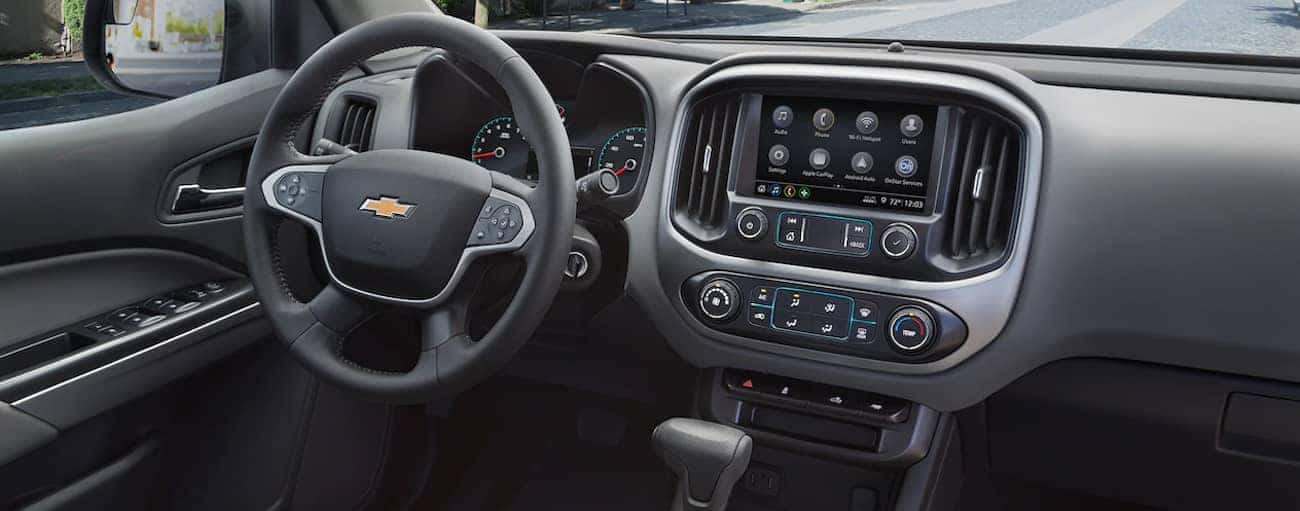 The high tech black interior of the 2019 Chevy Colorado