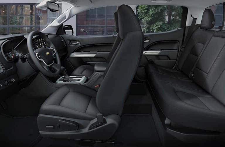 Dark grey dashboard and seats in 2020 Chevrolet Colorado
