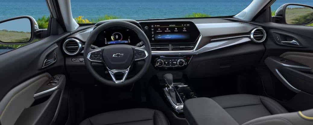 The high tech features like infotainment screen and driver information center in the 2024 Chevy Trax.