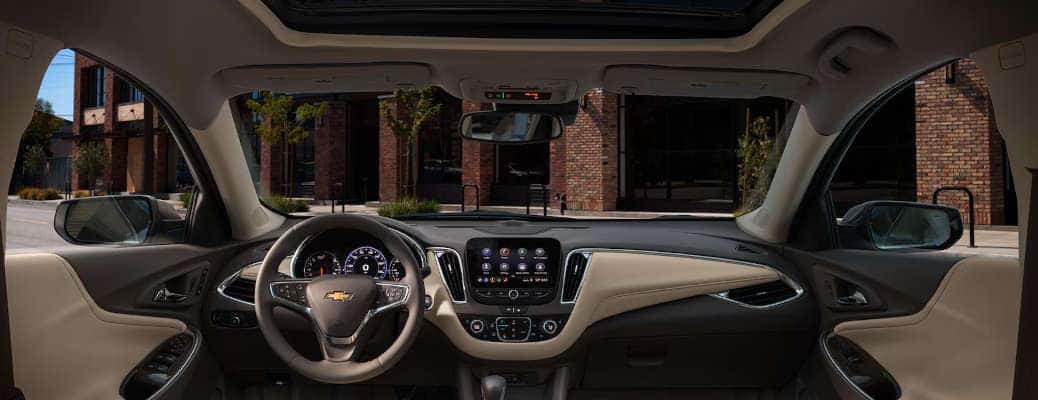 The cockpit of the 2025 Chevy Malibu.