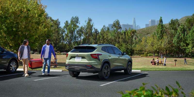 A rear quarter exterior view of the 2025 Chevy Trax.