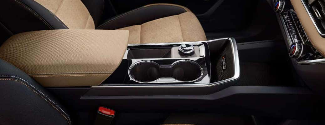 The center console in the 2025 Chevy Equinox.