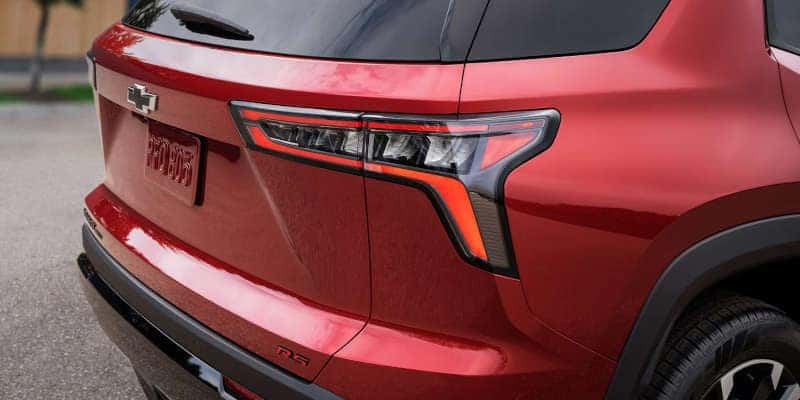 A detail of the rear quarter of the 2025 Equinox.