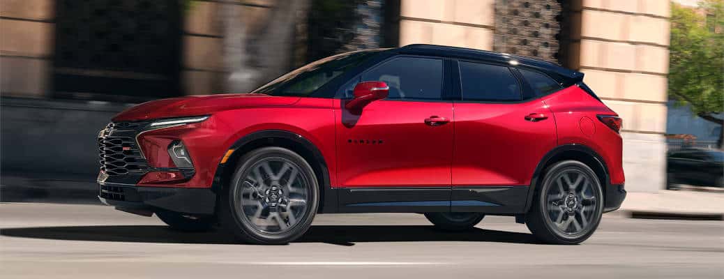 A side external view of the 2025 Chevy Blazer.