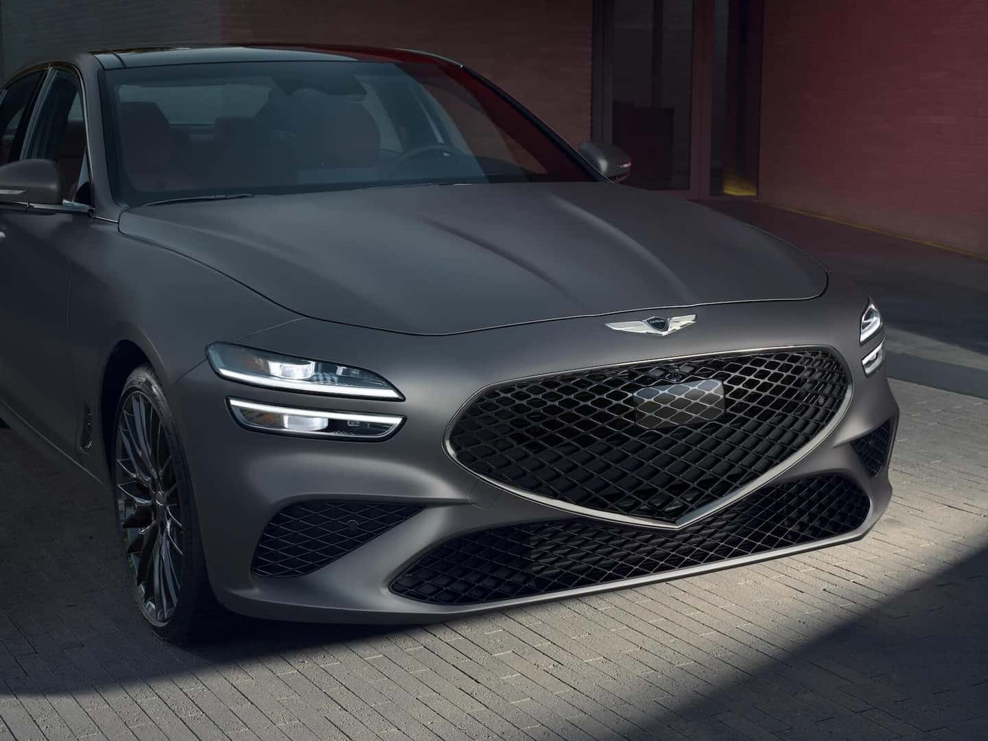Genesis GV70 Exterior 
