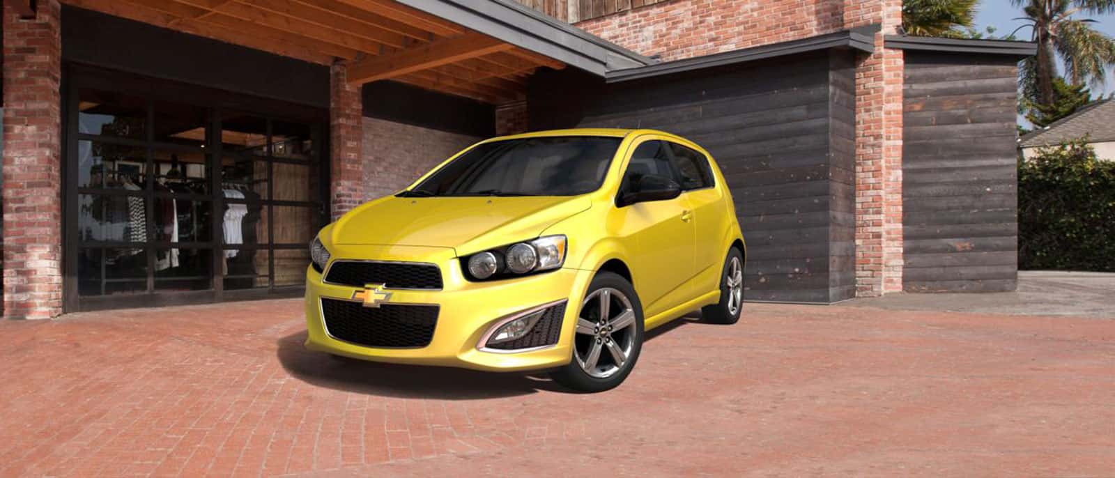 Chevrolet Sonic Repair Manual: Windshield Header Courtesy Lamp Replacement Chevrolet Sonic Repair Manual: Windshield Header Courtesy Lamp Replacement