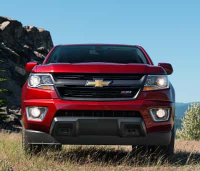 Red 2016 Chevy Colorado Front