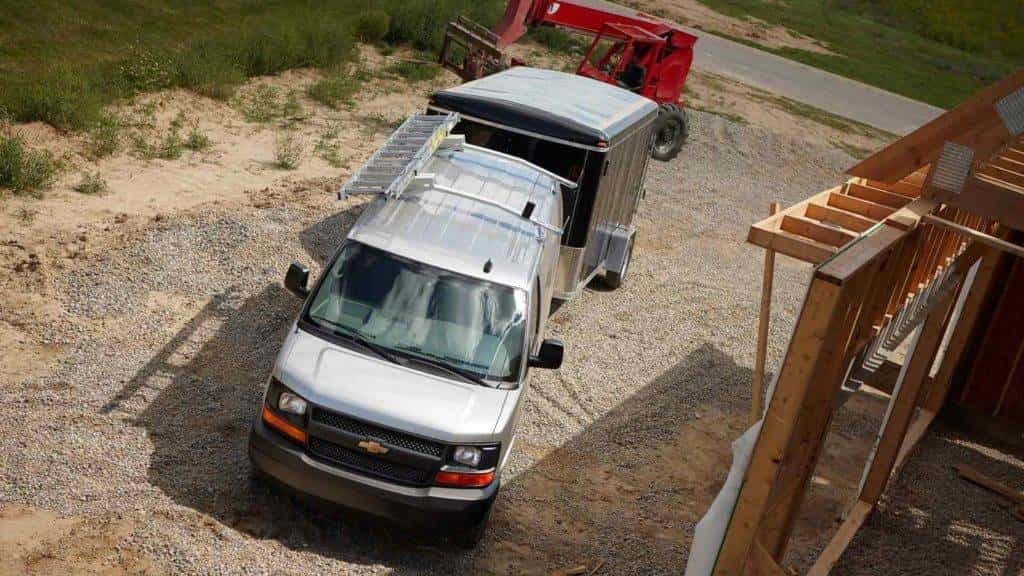 2016 chevrolet express towing 2024 capacity