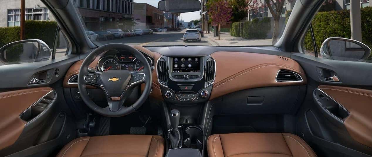 Шевроле круз 2024. Chevrolet Cruze 2019 Interior. Chevrolet Cruze lt 2019. Chevrolet Cruze 2016 салон. Круз 2020 салон.