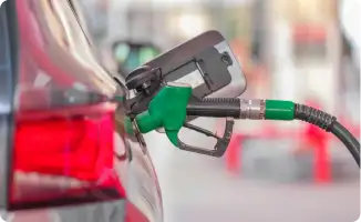 Chevy Blazer gasoline refueling image