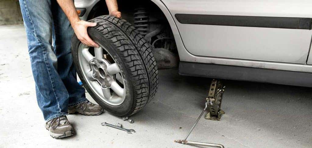 how-to-change-a-tire-gregg-young-chevrolet-inc-service-center