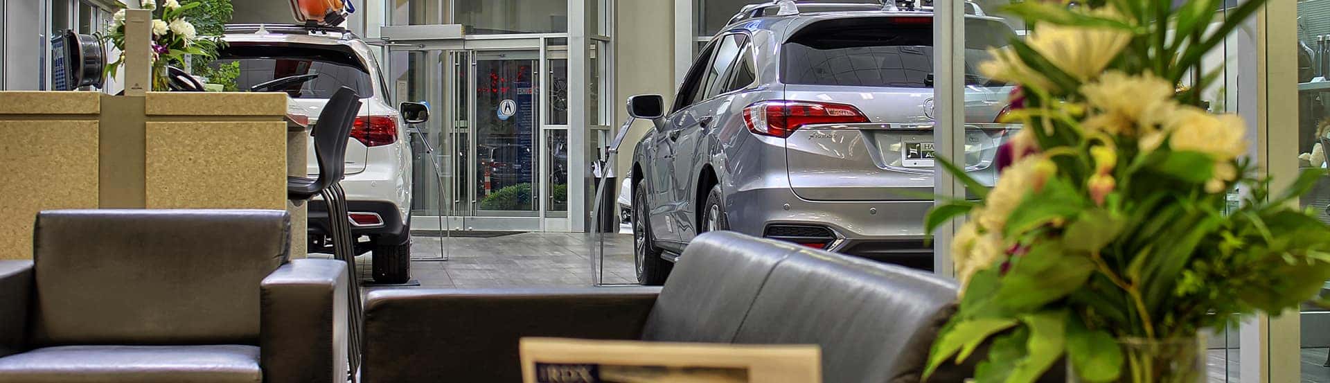 What to Look for When Buying at Used Car Dealerships