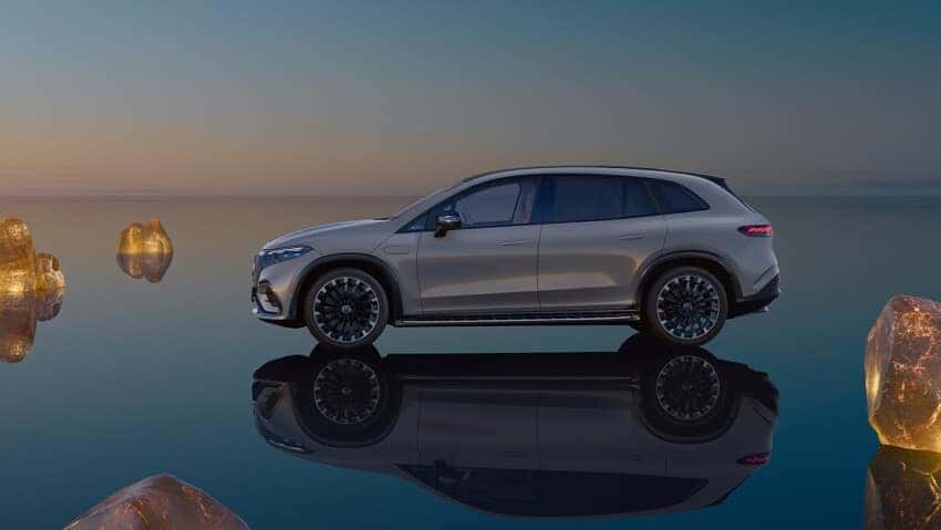 2023 EQS SUV Preview | Mercedes-Benz of Rochester