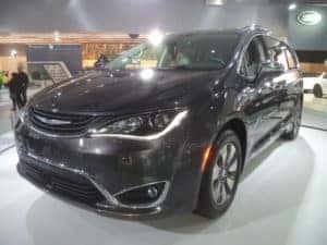 2021 Chrysler Pacifia Mini Van Exterior