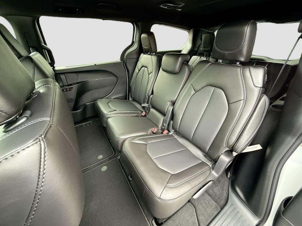 2027 Chrysler Pacifica Interior